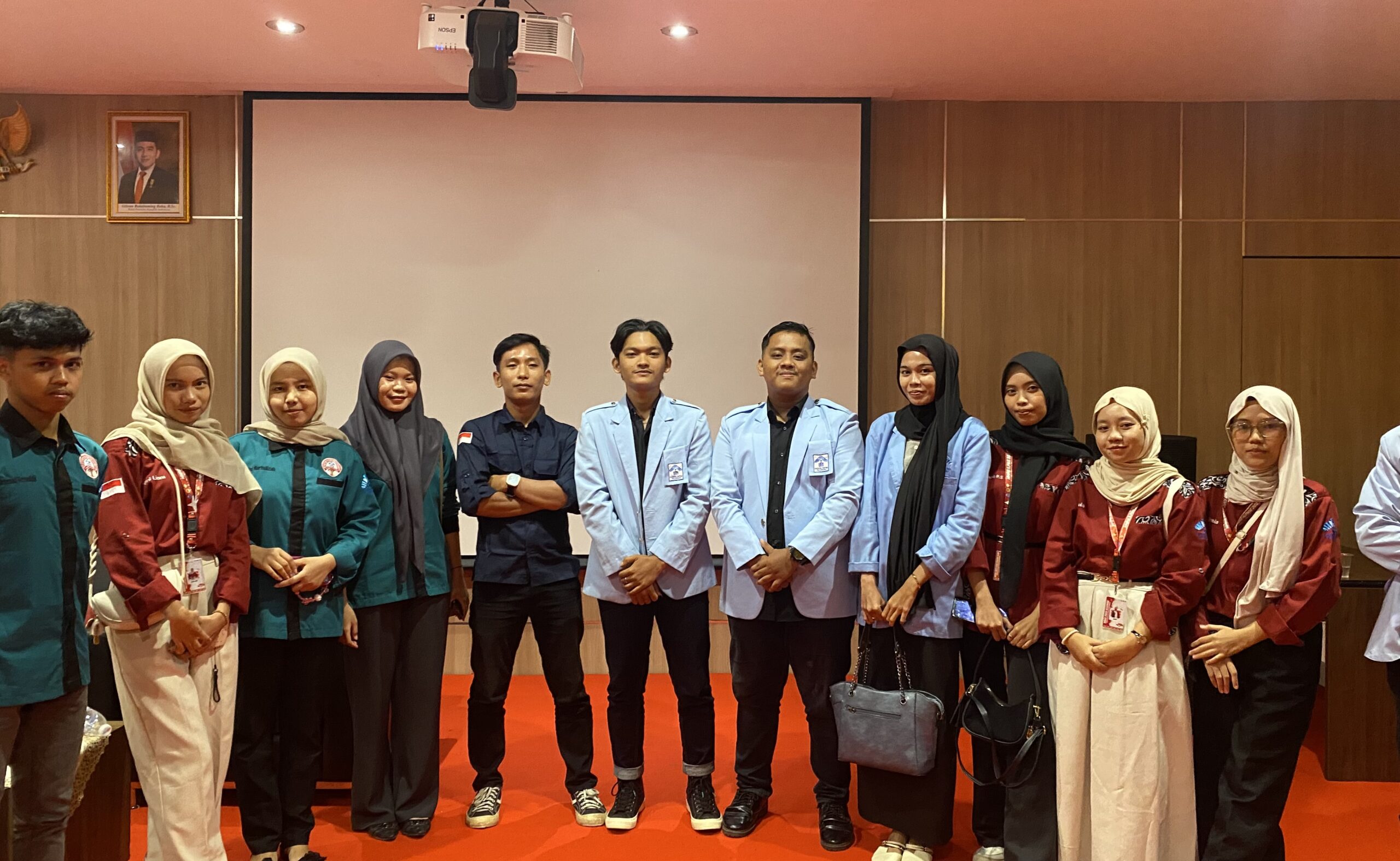 OMIK Fakultas Adab dan Humaniora Hadiri Silaturahmi Bersama Rektor UIN Raden Fatah Palembang