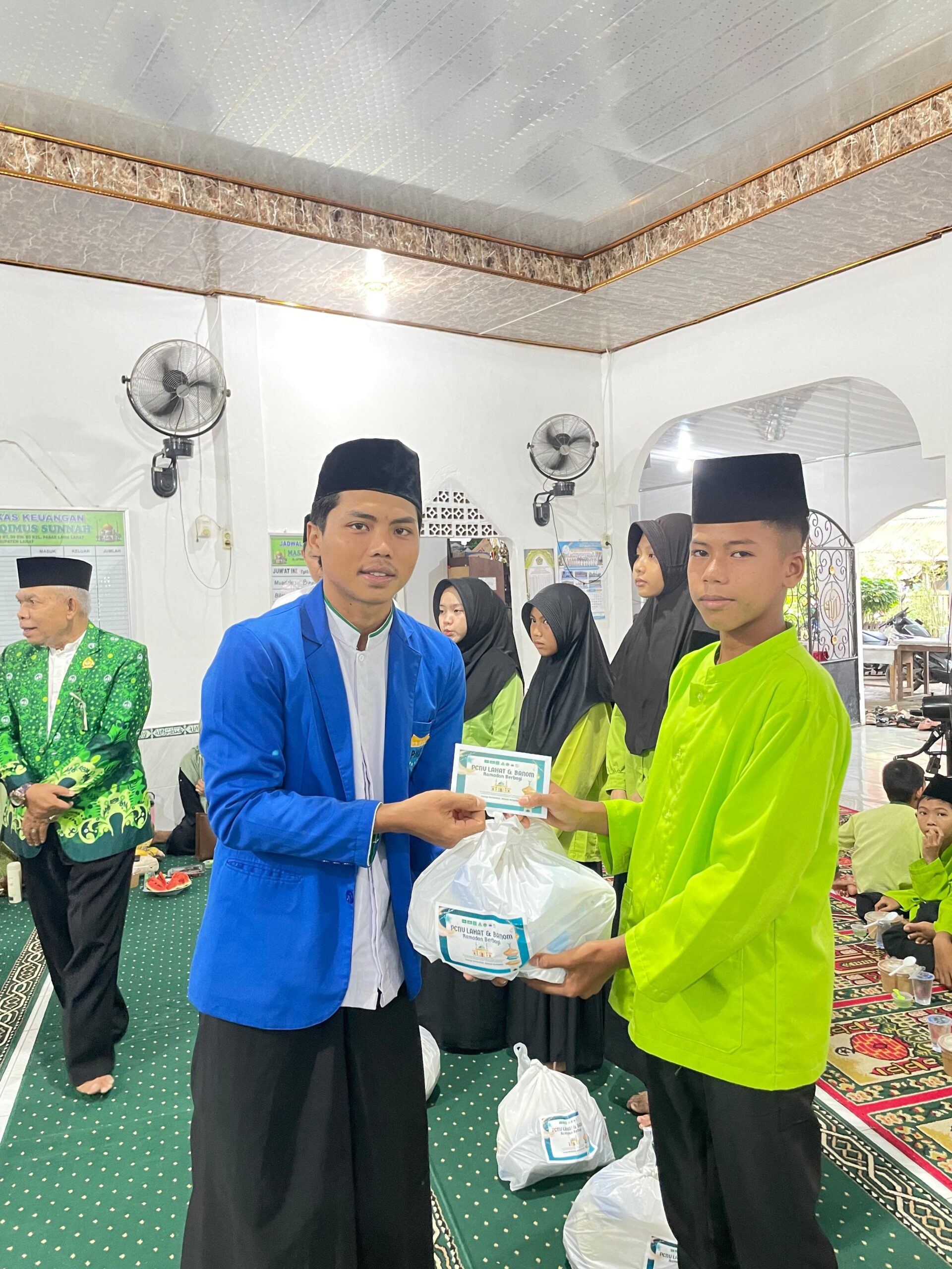 PC PMII Lahat Bersama Keluarga Besar NU Berbagi dan Buka Puasa Bersama